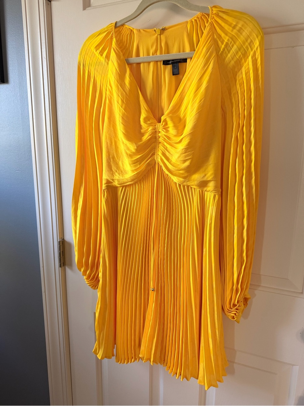 Brand New Banana Republic Bright Yellow Pleated Long-Sleeve Dress